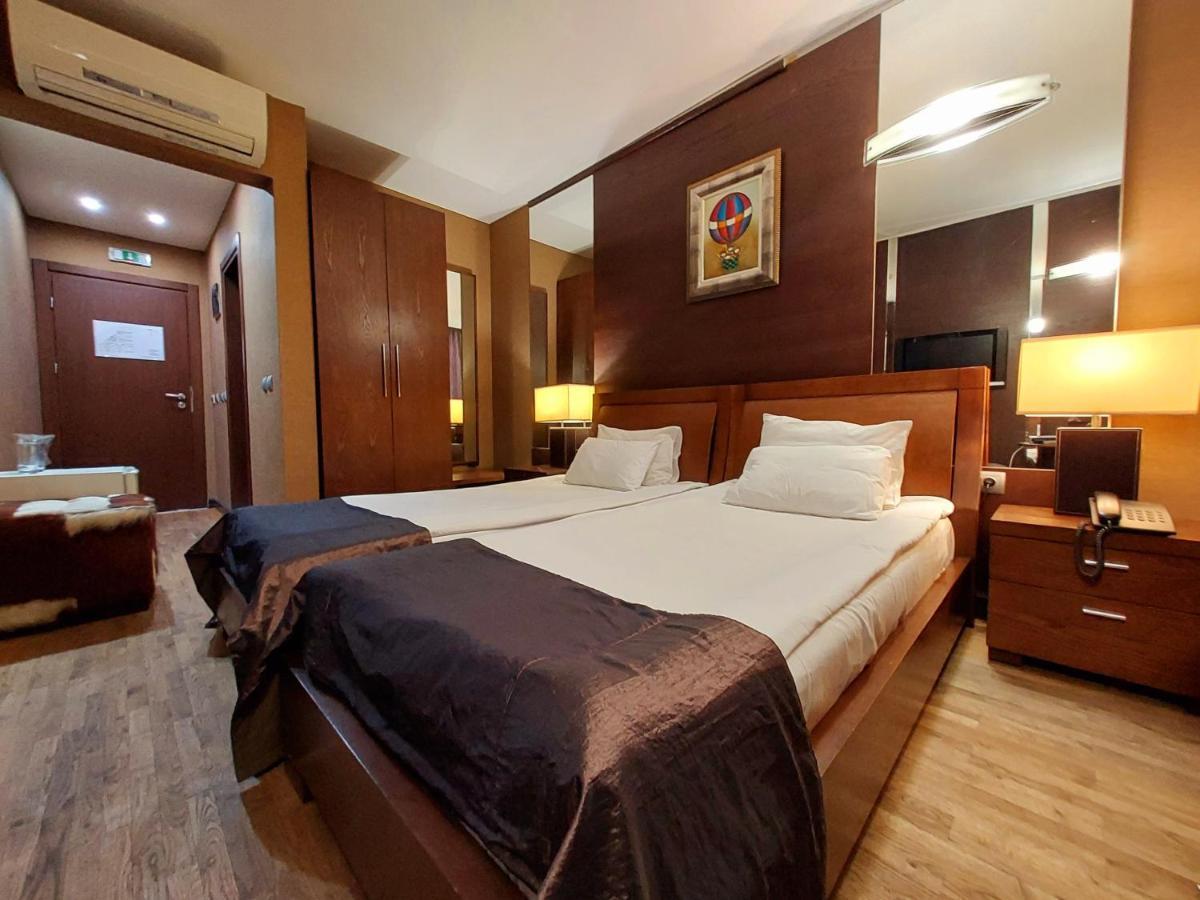 Hotel City Pleven Eksteriør billede
