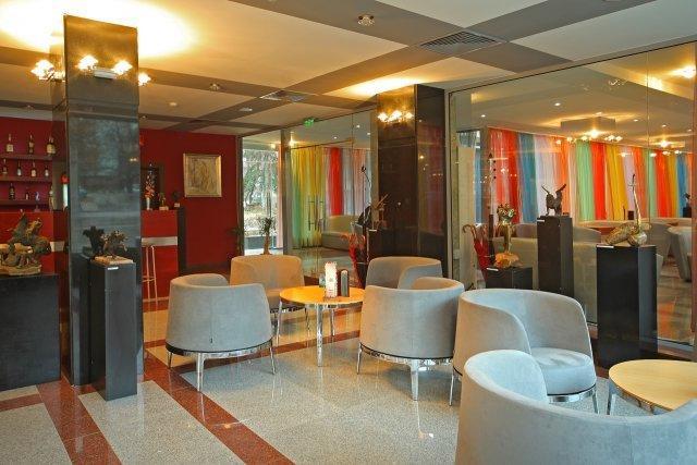 Hotel City Pleven Eksteriør billede